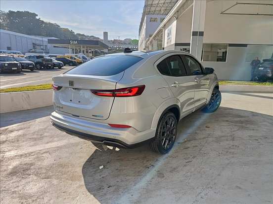 FIAT-FASTBACK-1.0 TURBO 200 HYBRID IMPETUS CVT FIAT-FASTBACK-2026