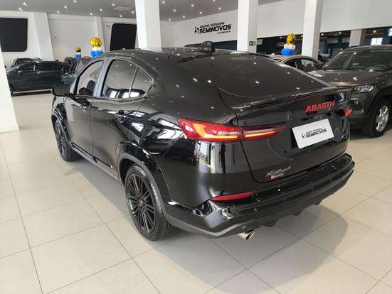 FIAT-FASTBACK-1.3 TURBO 270 FLEX ABARTH AT6 FIAT-FASTBACK-2025