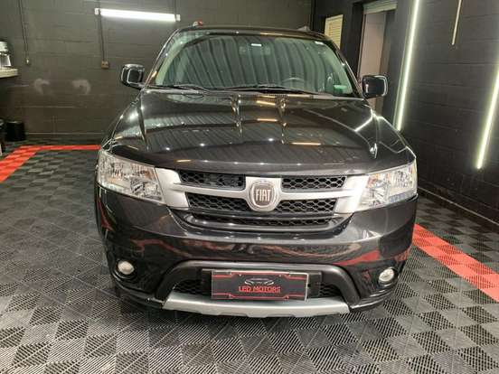 FIAT-FREEMONT-2.4 PRECISION 16V GASOLINA 4P AUTOMÁTICO FIAT-FREEMONT-2011