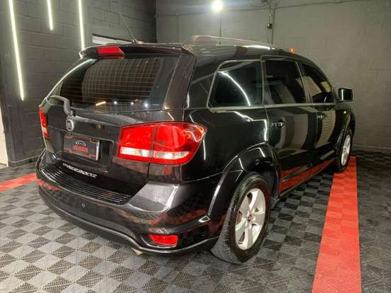 FIAT-FREEMONT-2.4 PRECISION 16V GASOLINA 4P AUTOMÁTICO FIAT-FREEMONT-2011