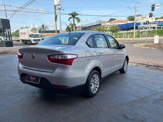 FIAT-GRAND SIENA-1.4 MPI ATTRACTIVE 8V FLEX 4P MANUAL FIAT-GRAND SIENA-2016