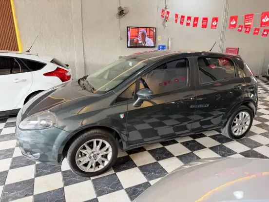 FIAT-PUNTO-2011