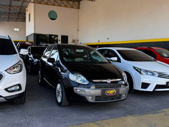FIAT PUNTO 1.6 ESSENCE 16V FLEX 4P MANUAL