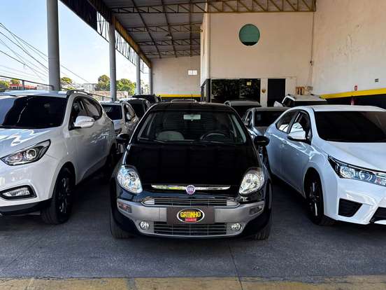 FIAT-PUNTO-2014