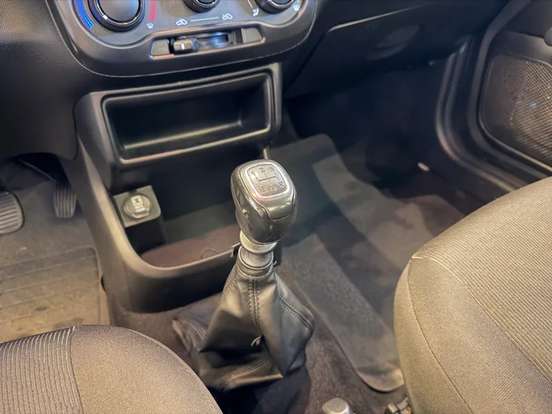 FIAT-STRADA-2024