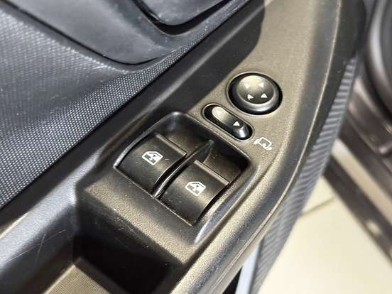 FIAT-STRADA-1.3 FIREFLY FLEX FREEDOM CS MANUAL FIAT-STRADA-2025