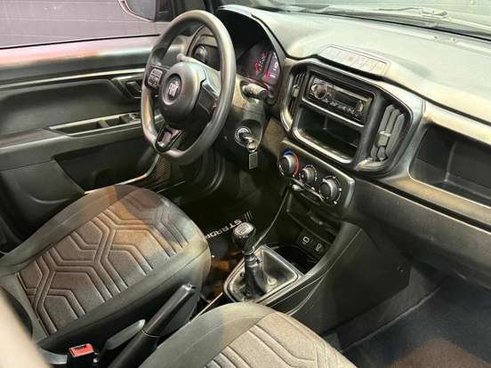 FIAT-STRADA-1.3 FIREFLY FLEX FREEDOM CS MANUAL FIAT-STRADA-2023