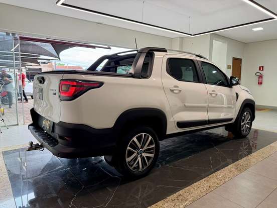FIAT-STRADA-2024