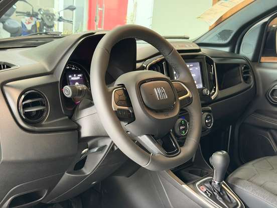 FIAT-STRADA-2024