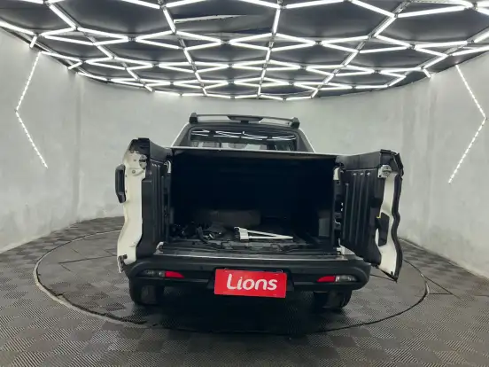 FIAT-TORO-2023