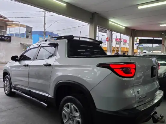 FIAT-TORO-1.8 16V EVO FLEX FREEDOM AT6 FIAT-TORO-2016