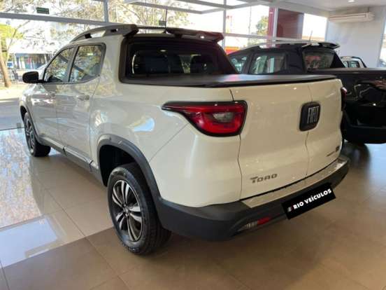 FIAT-TORO-1.3 TURBO 270 FLEX FREEDOM AT6 FIAT-TORO-2023