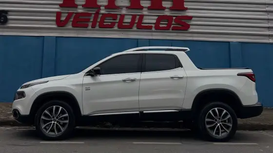 FIAT TORO 2.0 16V TURBO DIESEL VOLCANO 4WD AT9