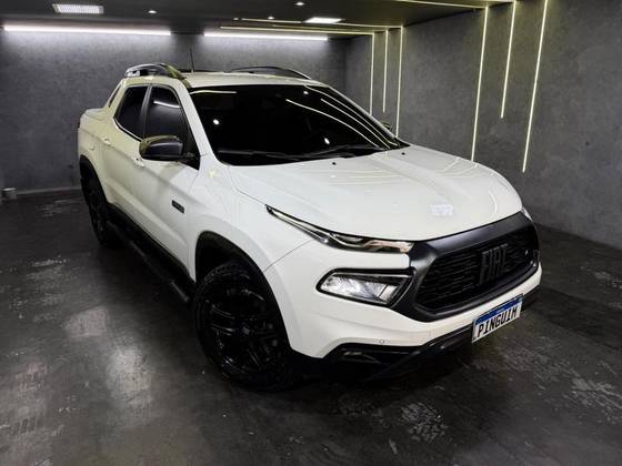 FIAT TORO 2.0 16V TURBO DIESEL ULTRA 4WD AT9