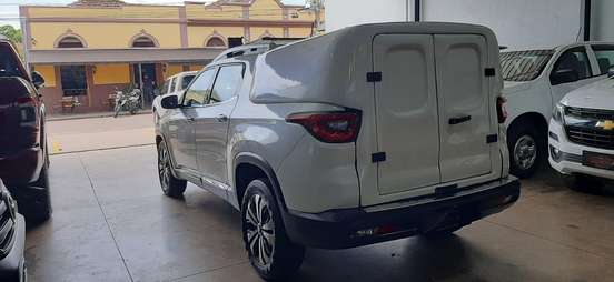 FIAT-TORO-2023