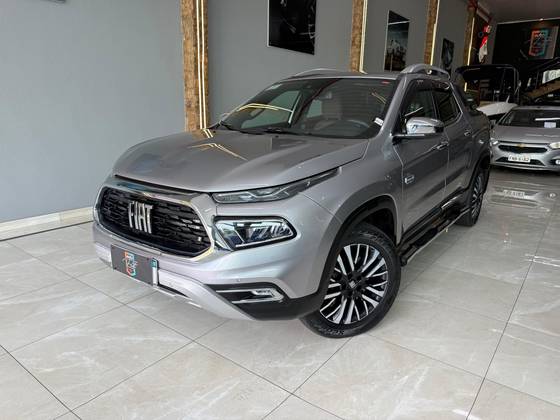 FIAT TORO 2.2 TURBO DIESEL RANCH 4WD AT9