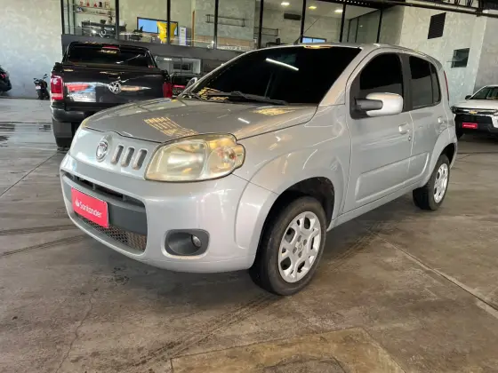 FIAT UNO 1.0 VIVACE 8V FLEX 4P MANUAL