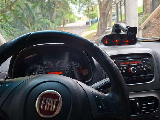 FIAT-IDEA-1.8 MPI ADVENTURE 16V FLEX 4P AUTOMATIZADO FIAT-IDEA-2014
