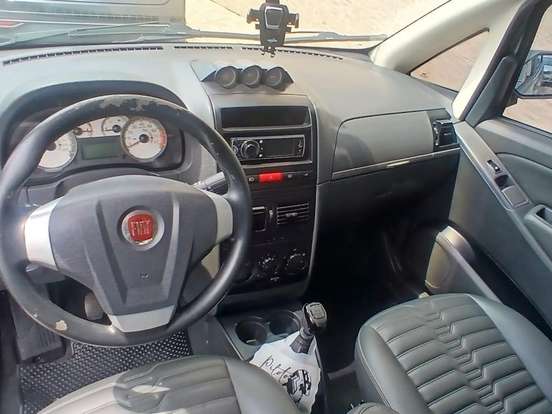 FIAT-IDEA-1.8 MPI ADVENTURE 8V FLEX 4P MANUAL FIAT-IDEA-2006