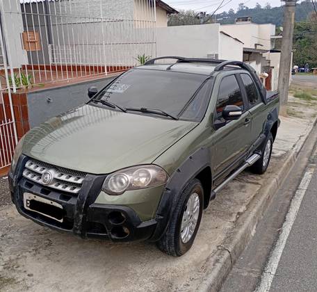 FIAT STRADA 1.8 MPI ADVENTURE CD 16V FLEX 2P MANUAL