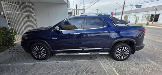 FIAT TORO 2.0 16V TURBO DIESEL RANCH 4WD AT9