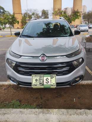 FIAT-TORO-2016