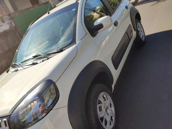 FIAT-UNO-1.0 EVO WAY 8V FLEX 4P MANUAL FIAT-UNO-2015
