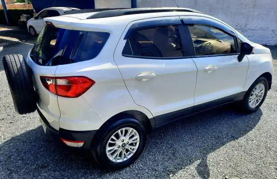 FORD-ECOSPORT-2016