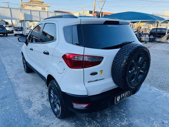 FORD-ECOSPORT-2018