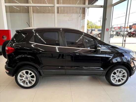 FORD-ECOSPORT-2017