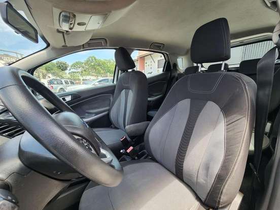 FORD-ECOSPORT-2014
