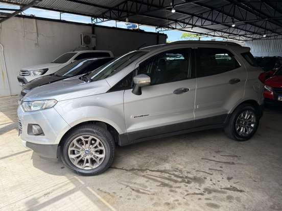 FORD-ECOSPORT-2015