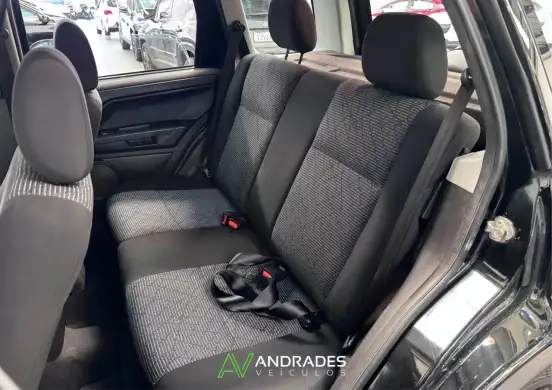 FORD-ECOSPORT-2011