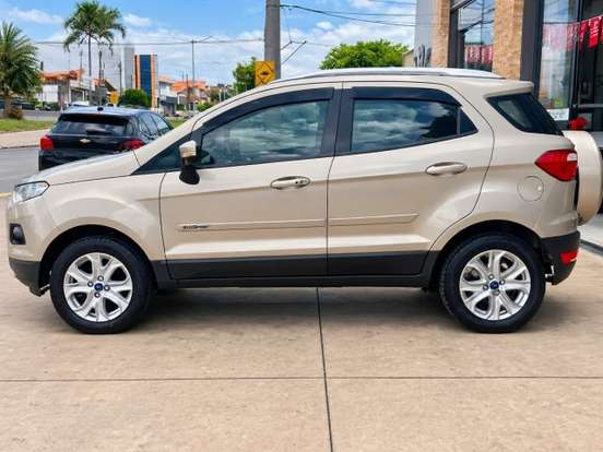 FORD-ECOSPORT-2013