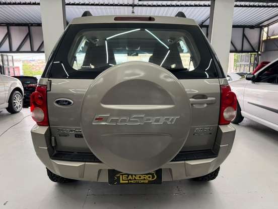 FORD-ECOSPORT-2011