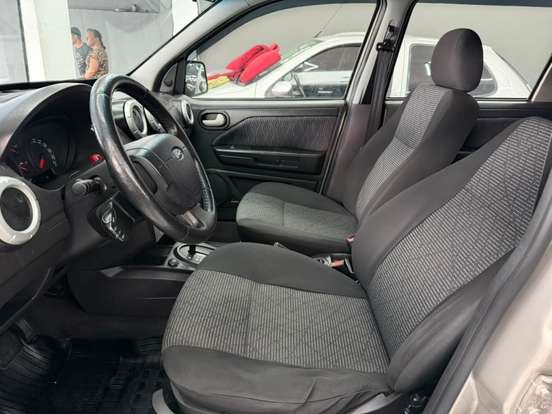 FORD-ECOSPORT-2011