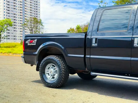 FORD-F-250-3.9 XLT MAX POWER 4X4 CD DIESEL 4P MANUAL FORD-F-250-2009