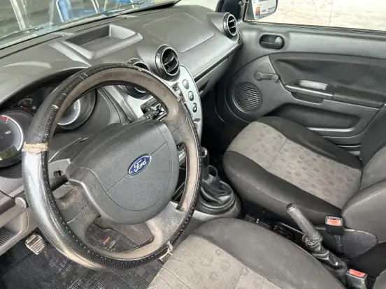FORD-FIESTA-2011