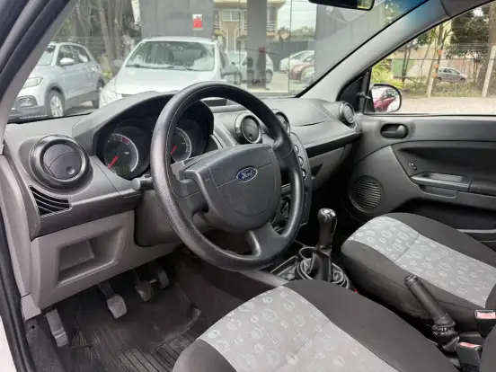 FORD-FIESTA-2013