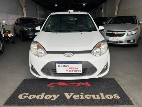 FORD FIESTA 1.6 ROCAM HATCH 8V FLEX 4P MANUAL