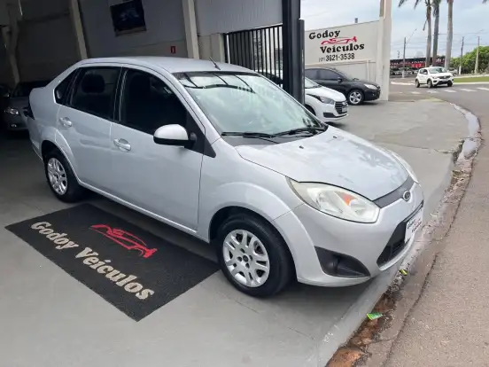 FORD-FIESTA-1.6 ROCAM SEDAN 8V FLEX 4P MANUAL FORD-FIESTA-2013