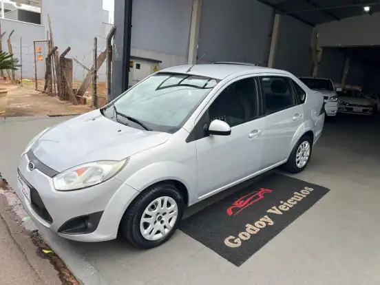 FORD-FIESTA-1.6 ROCAM SEDAN 8V FLEX 4P MANUAL FORD-FIESTA-2013