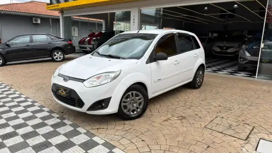 FORD-FIESTA-2014