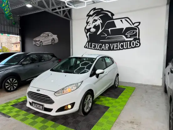FORD-FIESTA-2014