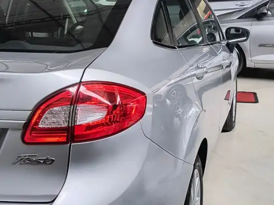 FORD-FIESTA-1.6 SE SEDAN 16V FLEX 4P MANUAL FORD-FIESTA-2010
