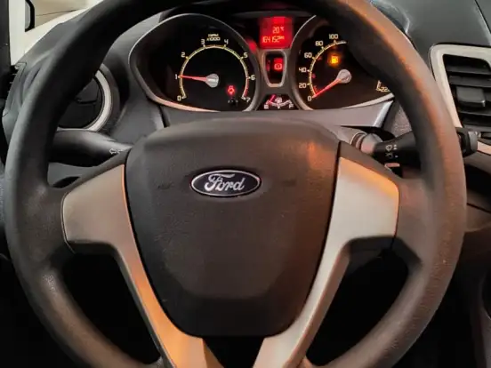FORD-FIESTA-1.6 SE SEDAN 16V FLEX 4P MANUAL FORD-FIESTA-2010