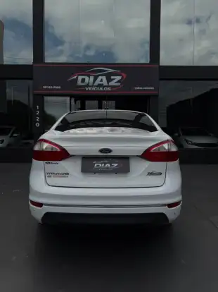 FORD-FIESTA-2013