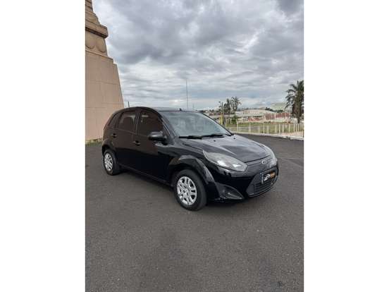 FORD-FIESTA-2011