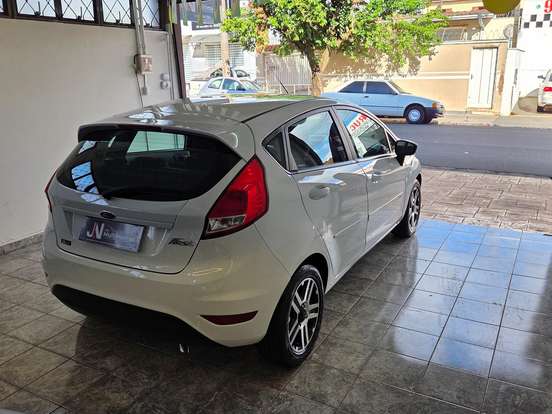 FORD-FIESTA-1.5 S HATCH 16V FLEX 4P MANUAL FORD-FIESTA-2015