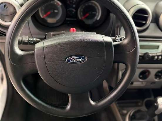 FORD-FIESTA-1.6 MPI SEDAN 8V FLEX 4P MANUAL FORD-FIESTA-2011